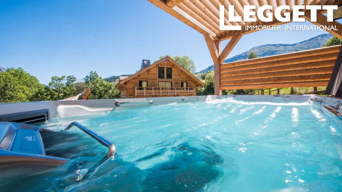 Chalet in Enchastrayes, Provence-Alpes-Côte d'Azur, France 3 - 16212059