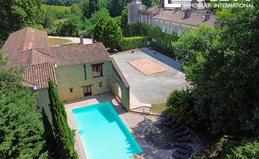 Castle for Sale in Caraman, Occitanie, France