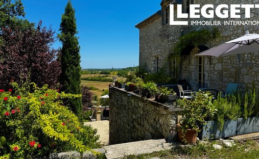 House in Montaut, Nouvelle-Aquitaine, France 1