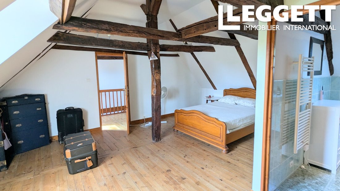 Farm Ranch in Nord, Saint-Yrieix-la-Perche, France 4 - 16404887