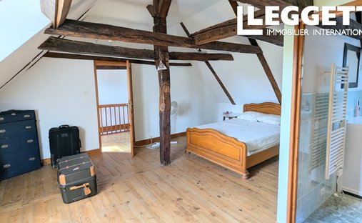 Castle for Sale in Saint-Yrieix-la-Perche, Nouvelle-Aquitaine, France