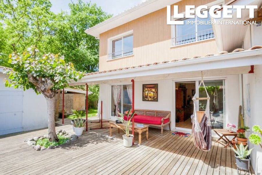House in Ares, Nouvelle-Aquitaine, France 2 - 14904803