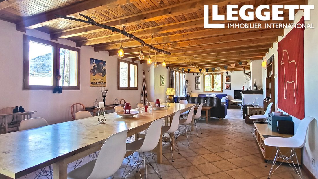 Villa in Auris, Auvergne-Rhône-Alpes, France 3 - 14330141