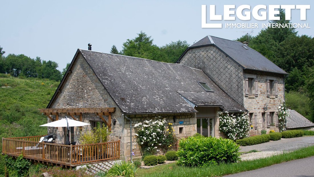 Farm Ranch in Gourdon-Murat, Nouvelle-Aquitaine, France 1 - 14772511