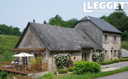 Farm Ranch in Gourdon-Murat, Nouvelle-Aquitaine, France 1