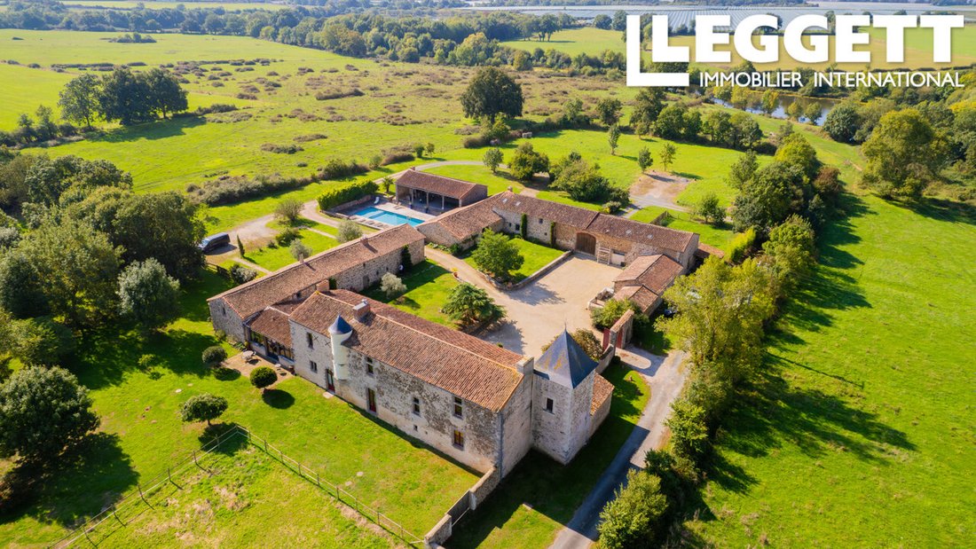 House in Coulonges-Thouarsais, Nouvelle-Aquitaine, France 1 - 15305718