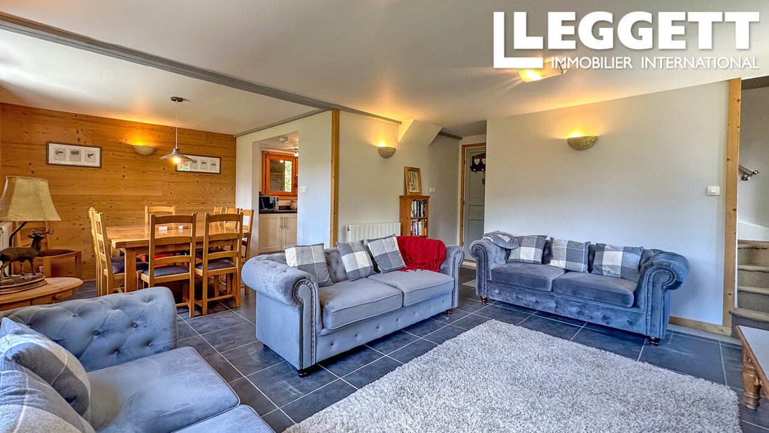 Chalet in Verchaix, Auvergne-Rhône-Alpes, France 3 - 14459225