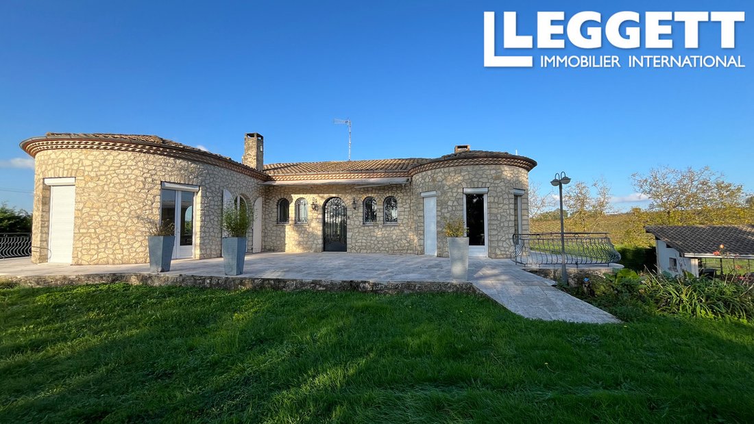 House in Saint-Andre-et-Appelles, Nouvelle-Aquitaine, France 1 - 15330121