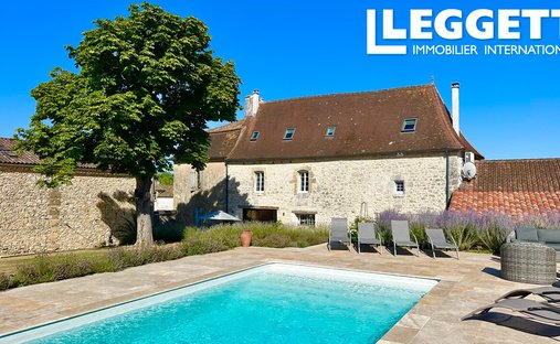 House in Faux-en-Périgord, Nouvelle-Aquitaine, France 1