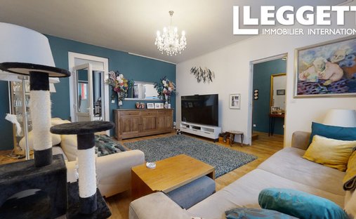 Sale Of A Castle In Guingamp, 693m² 26 Rooms €1,659,000 Côtes D'armor