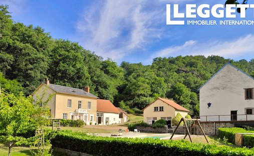 House in Budeliere, Nouvelle-Aquitaine, France 1