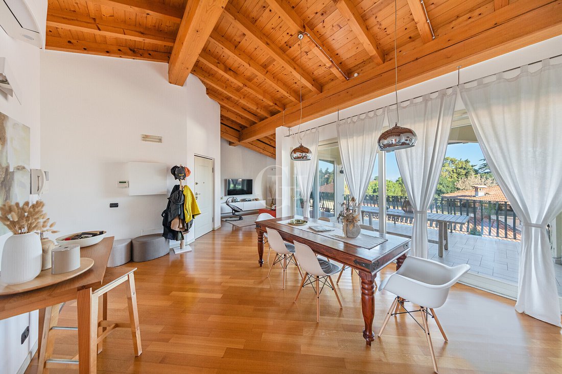 Apartment in Desenzano Centro, Desenzano del Garda, Lombardy 3 - 16659693