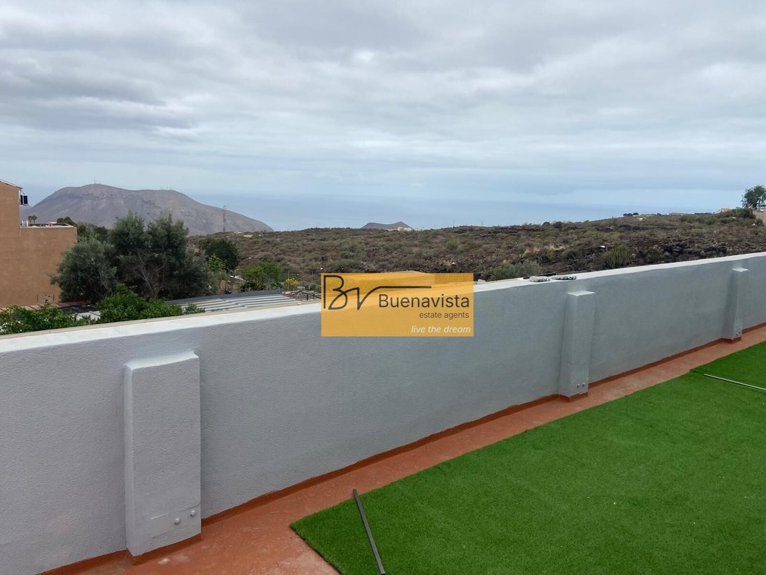 Villa in Arico, Canary Islands, Spain 2 - 16381004