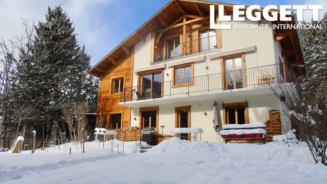 Chalet in Briançon, Provence-Alpes-Côte d'Azur, France 1 - 11833013
