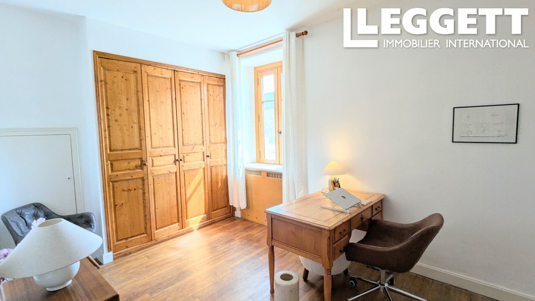 Farm Ranch in Nord, Saint-Yrieix-la-Perche, France 5 - 16404887