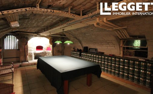 Tournon Saint Pierre Castle