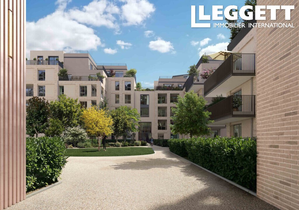 Apartment in Les Bures, Garches, France 2 - 12478782