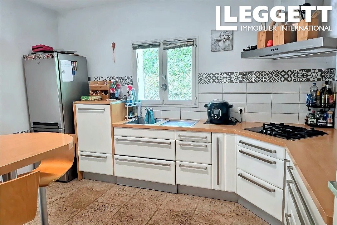 Villa in Roussillon, Provence-Alpes-Côte d'Azur, France 5 - 15586198