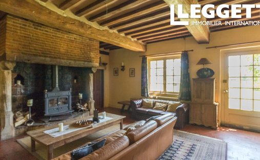 Castle for Sale in Saint-Valery-en-Caux, Normandy, France