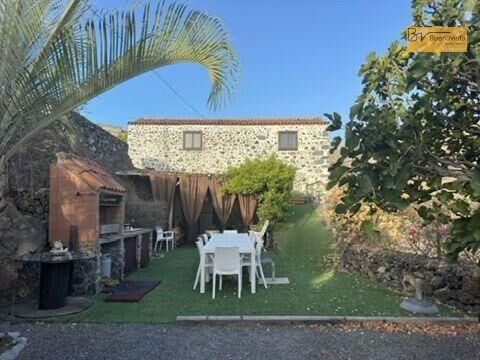 Villa in Guia de Isora, Canary Islands, Spain 1 - 16606615