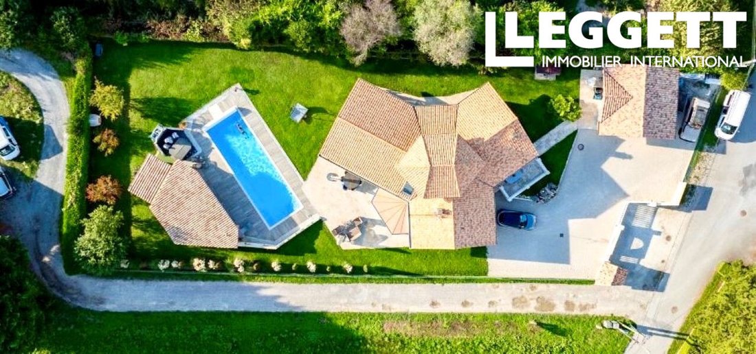 Villa in Ballaison, Auvergne-Rhône-Alpes, France 3 - 16114839