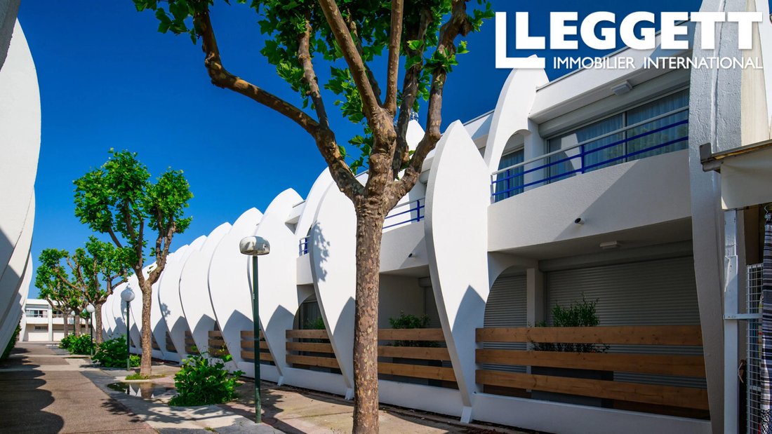 Apartment in Saint-Nazaire-de-Pezan, Occitania, France 4 - 14330848