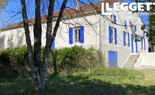 House in Sainte Catherine, Villeneuve-sur-Lot, France 1