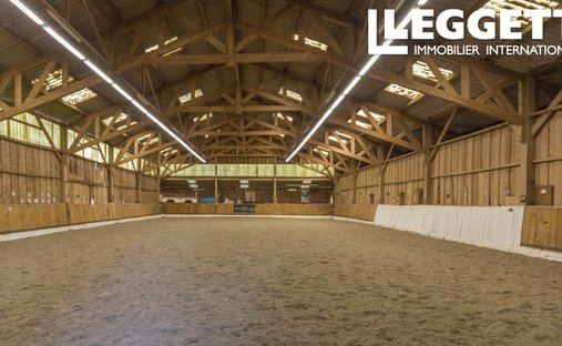 Castle for Sale in Saint-Valery-en-Caux, Normandy, France