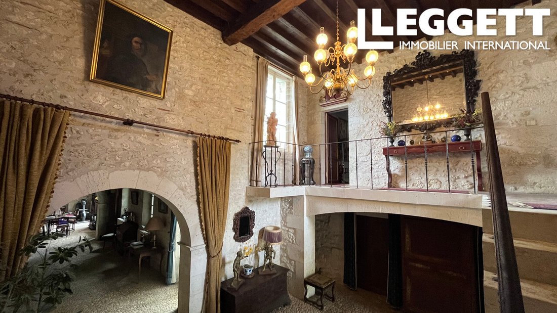 Castle in Saint-Avit-Saint-Nazaire, Nouvelle-Aquitaine, France 2 - 16268994