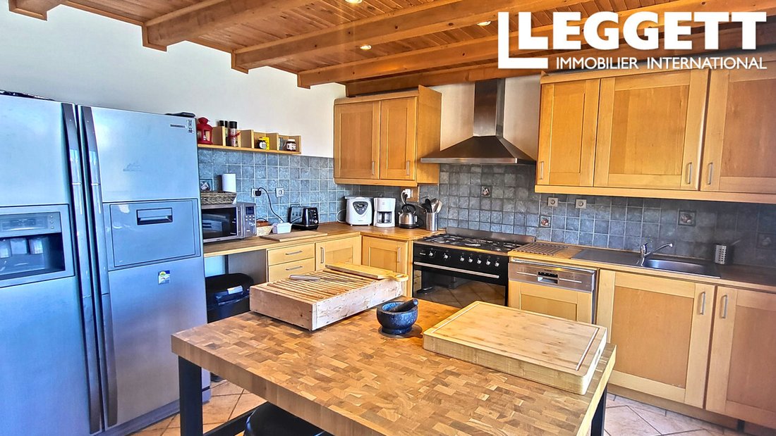 Villa in Auris, Auvergne-Rhône-Alpes, France 5 - 14330141