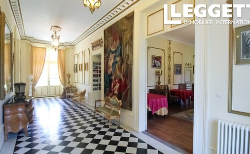 Tournon Saint Pierre Castle