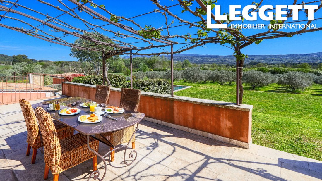 Villa in Roussillon, Provence-Alpes-Côte d'Azur, France 3 - 15656459