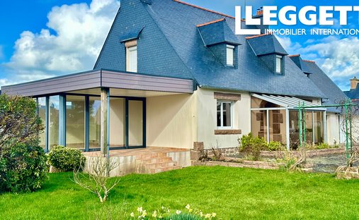 House in Sud Est, Perros-Guirec, France 1