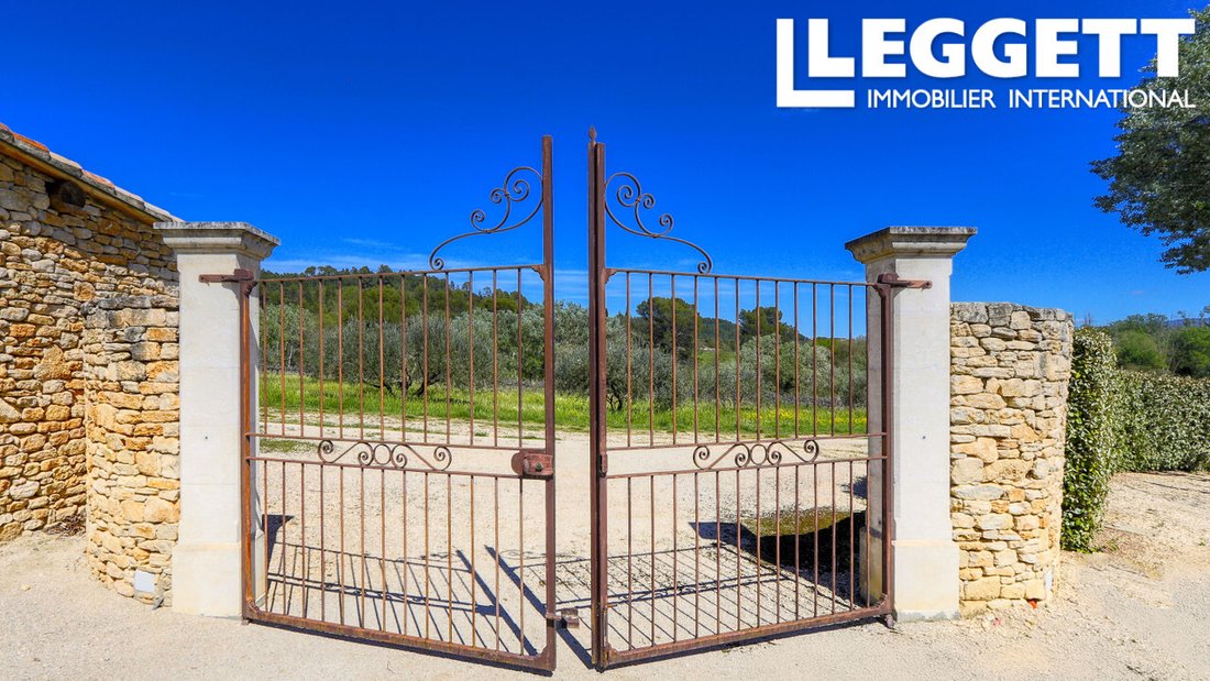 Villa in Roussillon, Provence-Alpes-Côte d'Azur, France 1 - 15656459