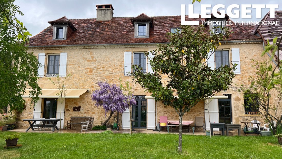 Farm Ranch in Saint-Jory-las-Bloux, Nouvelle-Aquitaine, France 1 - 15591938