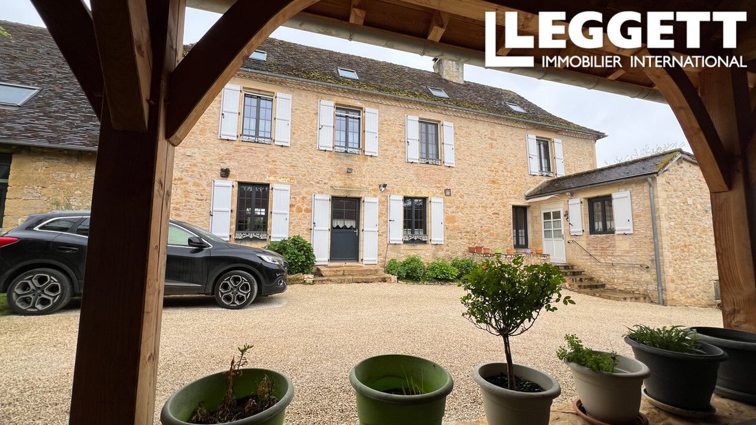 Farm Ranch in Saint-Jory-las-Bloux, Nouvelle-Aquitaine, France 2 - 15591938