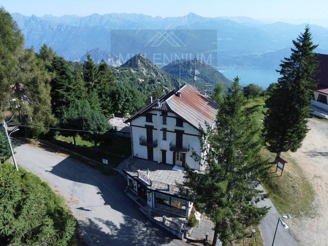 Stresa, Piedmont, Italy 2 - 16658034