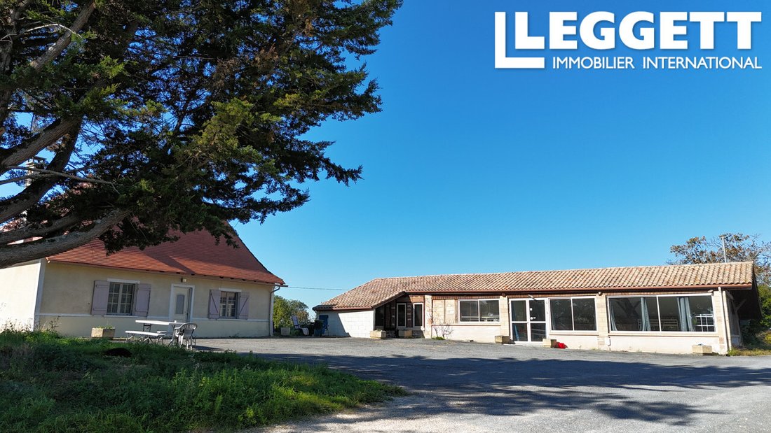 House in Mazieres-Naresse, Nouvelle-Aquitaine, France 2 - 16417728