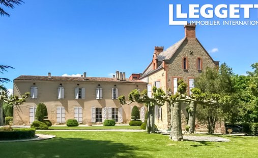 Castle for Sale in Caraman, Occitanie, France