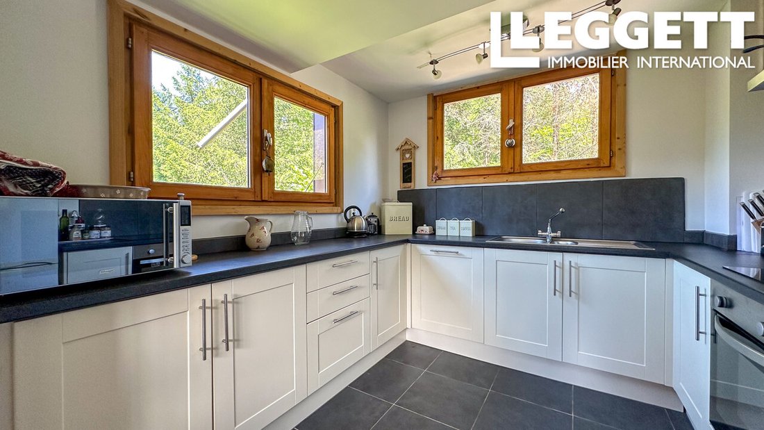 Chalet in Verchaix, Auvergne-Rhône-Alpes, France 5 - 14459225