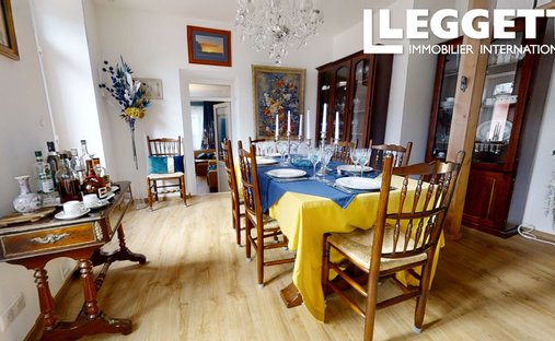 Sale Of A Castle In Guingamp, 693m² 26 Rooms €1,659,000 Côtes D'armor