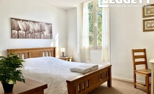 Castle for Sale in Saint-Pierre-d'Argençon, Provence-Alpes-Côte d'Azur, France