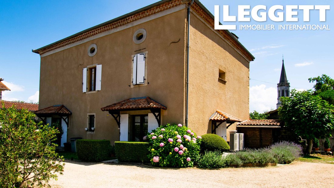 House in Coeur de Ville, Saint-Gaudens, France 2 - 15999485