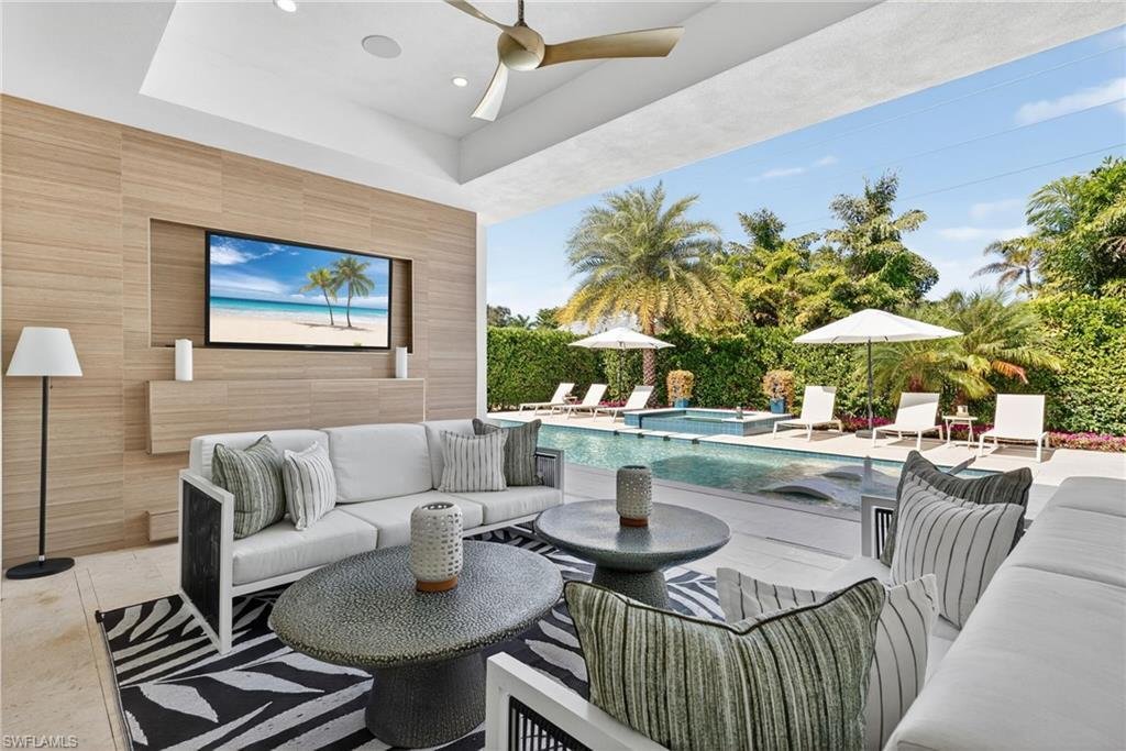 House in Naples, Florida, United States 3 - 16660264