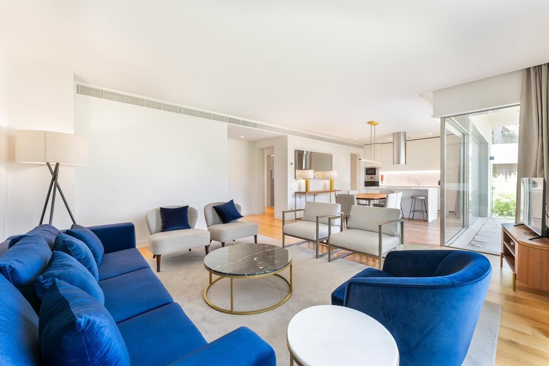 Apartment in Cascais e Estoril, Lisbon, Portugal 1 - 16660856