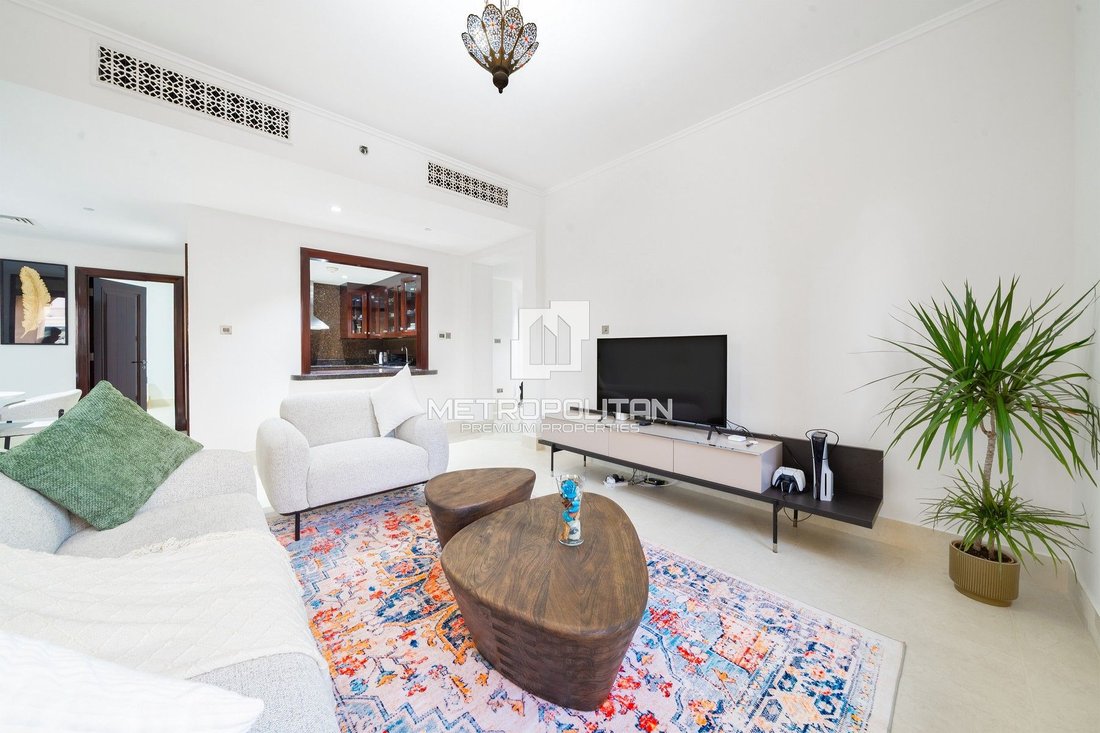 Apartment in Downtown Dubai, Dubai, United Arab Emirates 2 - 16642975