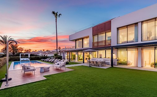 Villa in Estepona, Andalusia, Spain 1