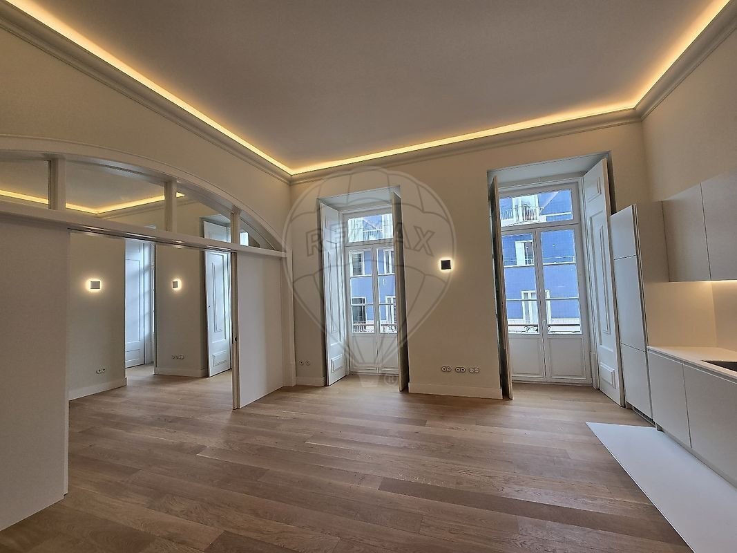 Apartment in Misericordia, Lisbon, Portugal 5 - 16660125