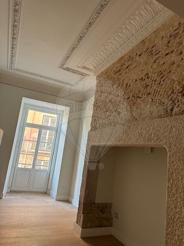 Apartment in Misericordia, Lisbon, Portugal 3 - 16660121