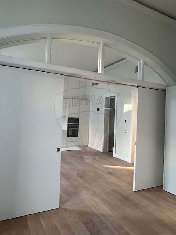 Apartment in Misericordia, Lisbon, Portugal 4 - 16660121